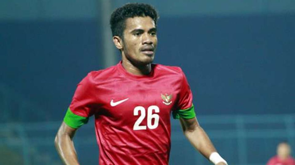 Alfin Tuasalamony saat berseragam Timnas. Copyright: © Internet